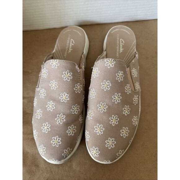 Clarks Coastal Canvas Mules Slip On Shoes Womens 8.5 M Comfort Insoles Daisy - Picture 1 of 9